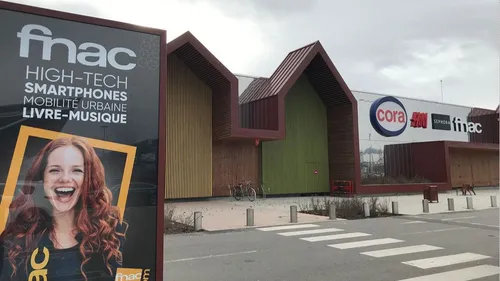 La Fnac ouvre à Shop'in Houssen